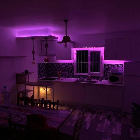 Casa Rural Malaga Monkey Love Con Jacuzzi Iznate Εξωτερικό φωτογραφία