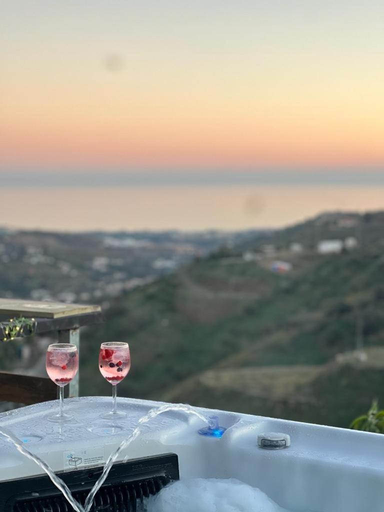 Casa Rural Malaga Monkey Love Con Jacuzzi Iznate Εξωτερικό φωτογραφία